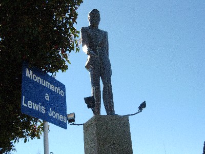 Lewis Jones surely didn�t really look like this, no?