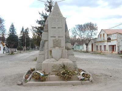 Monument to the Welsh founders of the town