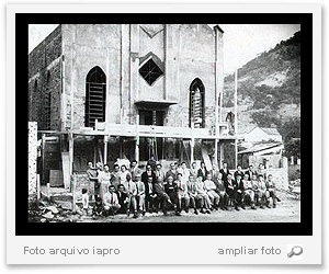 Templo sendo constru�do em 1963