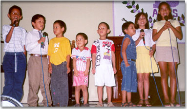 Thiago, Jeangelo, Tallys, Jess&eacute;, Gabriel, Felipe, Thayenne e Miss&acirc;ngela