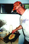 cook.JPG (53333 bytes)