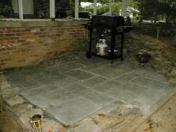 patio02s.jpg (7639 bytes)