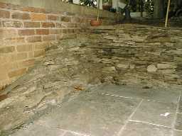 patio07s.jpg (7995 bytes)