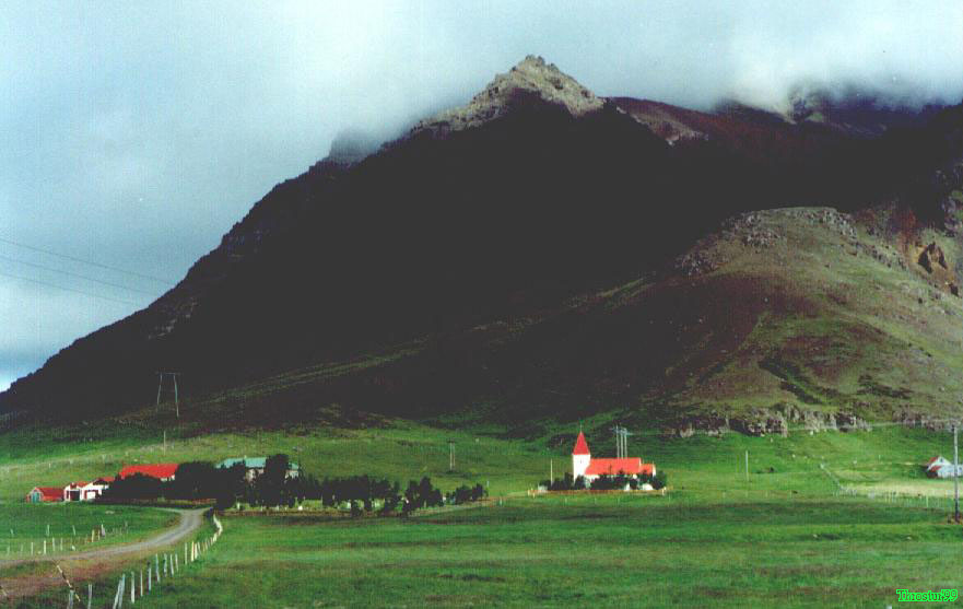 Church near Kirkjubaejarklaustur