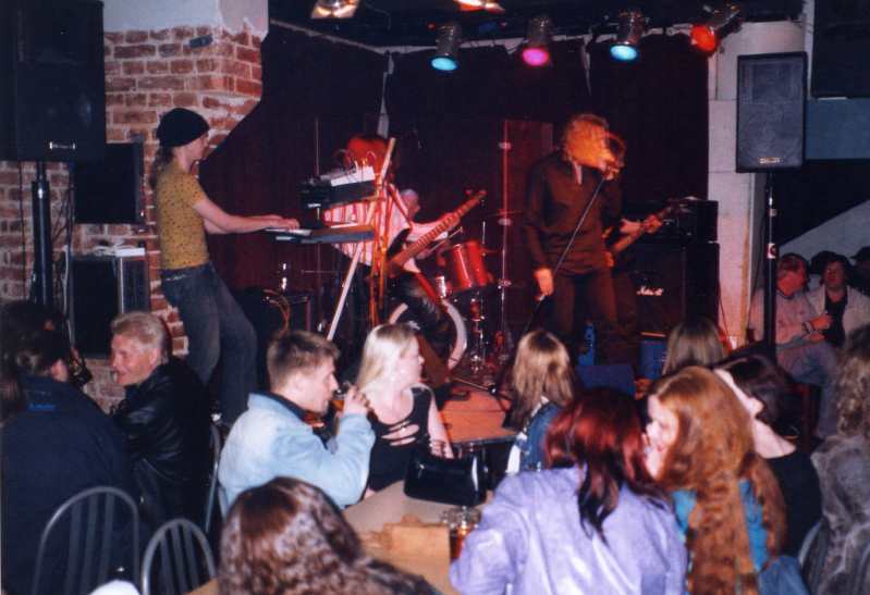 ANGRY MACHINES PLAYS DIO 24.4.04