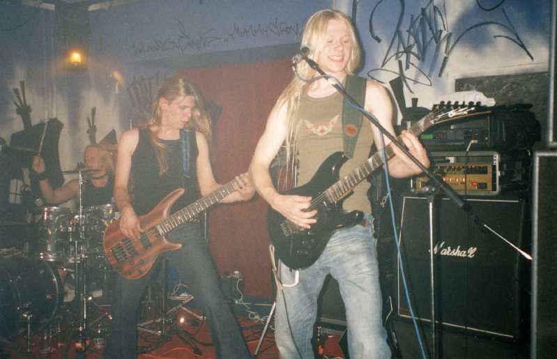 COVER DALE aka SOULBURN PLAYS WHITESNAKE 30/08/03
