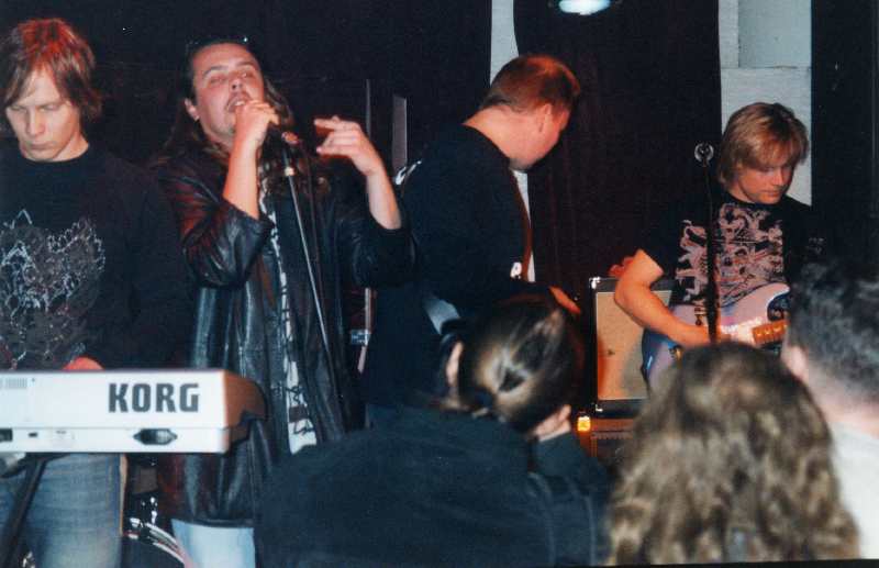 HUMAN TEMPLE 29/11/03