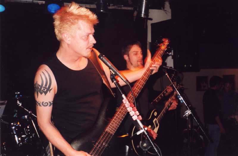 SKIN DEEP 18.12.04.