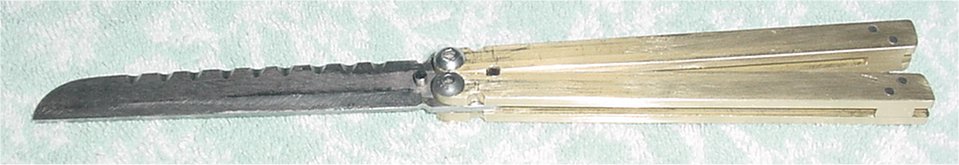 Full View, blade exposed