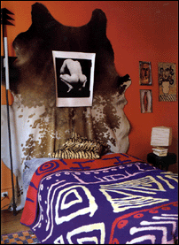 Behold the orange buttocks room of decorating death!
