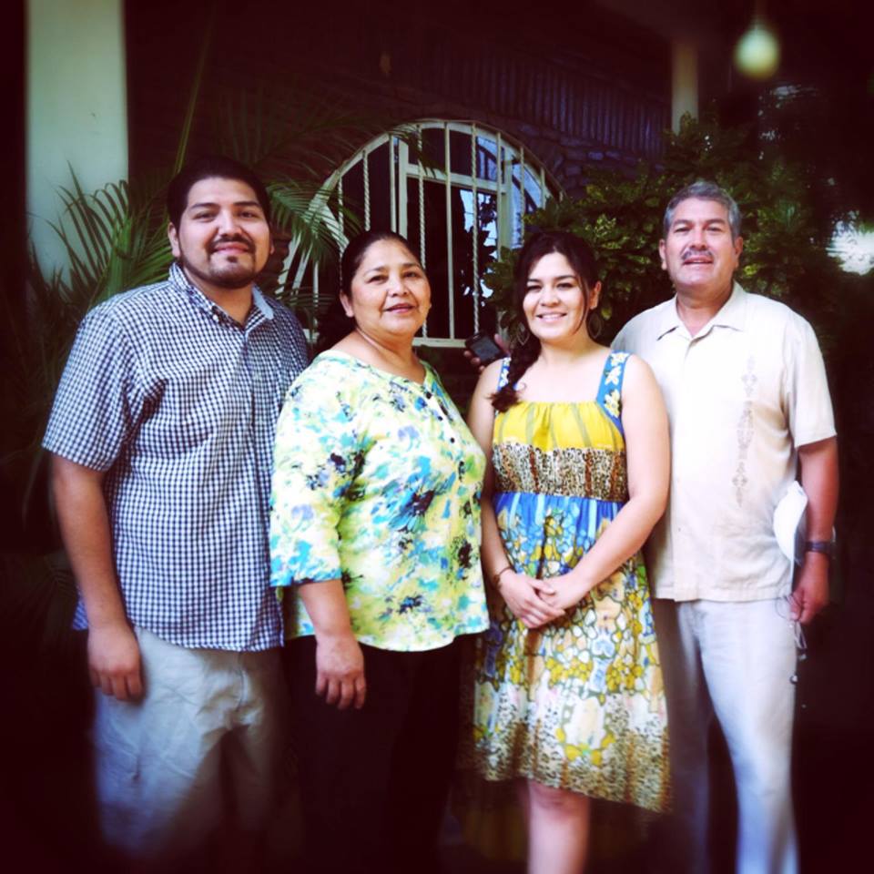 manuel y familia