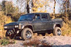 Parca ar fi Hummer (american), da nu e decat un ARO tunat de .......