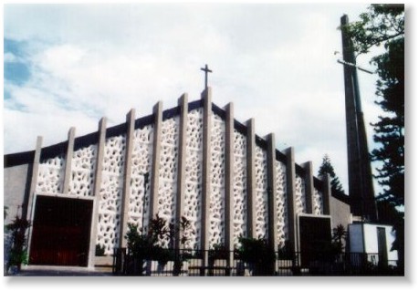 Fachada de la Iglesia Nuestra Se�ora de Pompei