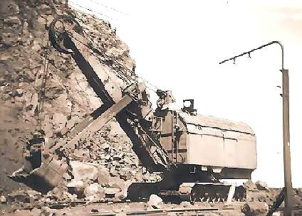 Early Iron Ore Shovel