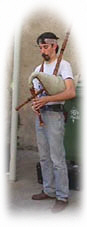 Un govane suonatore di zampogna