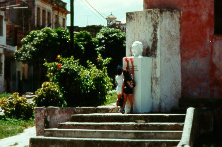 Para Mart�. La Habana (1996) 44 Kb/jpg