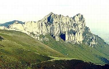 Cresta Palomares-Larrasa
