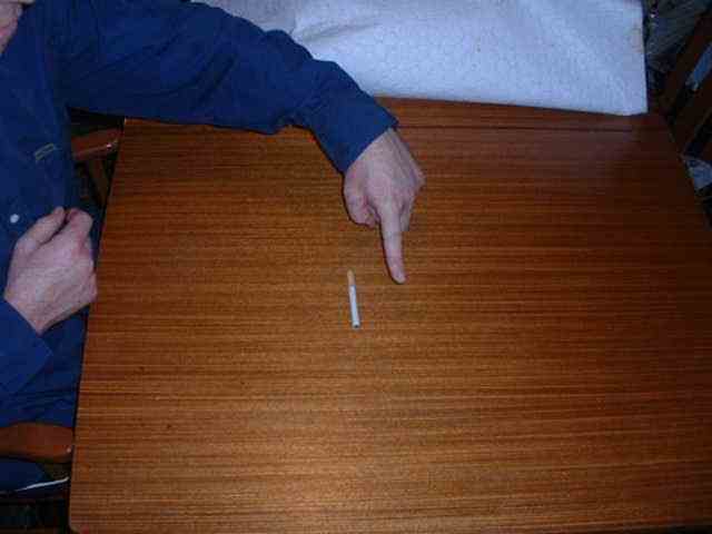 Pub trck, Finger appears to be magically following your finger.