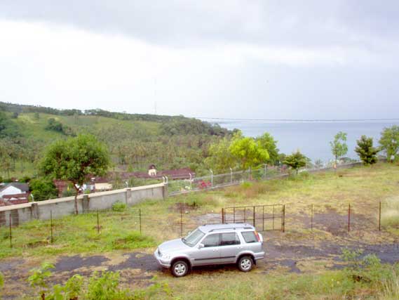 On the hilltop flatlands for sale 1050sqm and 1146sqm the best ocean view, the hill area surrounded by private home Senggigi Lombok