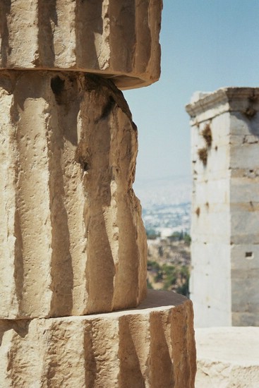 2004-Ath-02-19-Acropolis-marmer