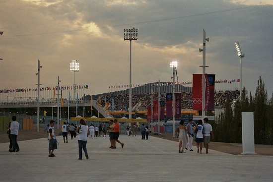 2004-Ath-04-17-Olympisch_zwembad
