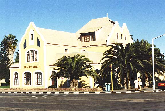 Na-4-25-Swakopmund-Amtsgericht