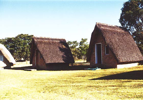 Zi-16-07-huisjeHarare