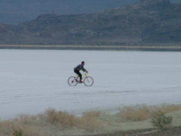 2005_0403_123408