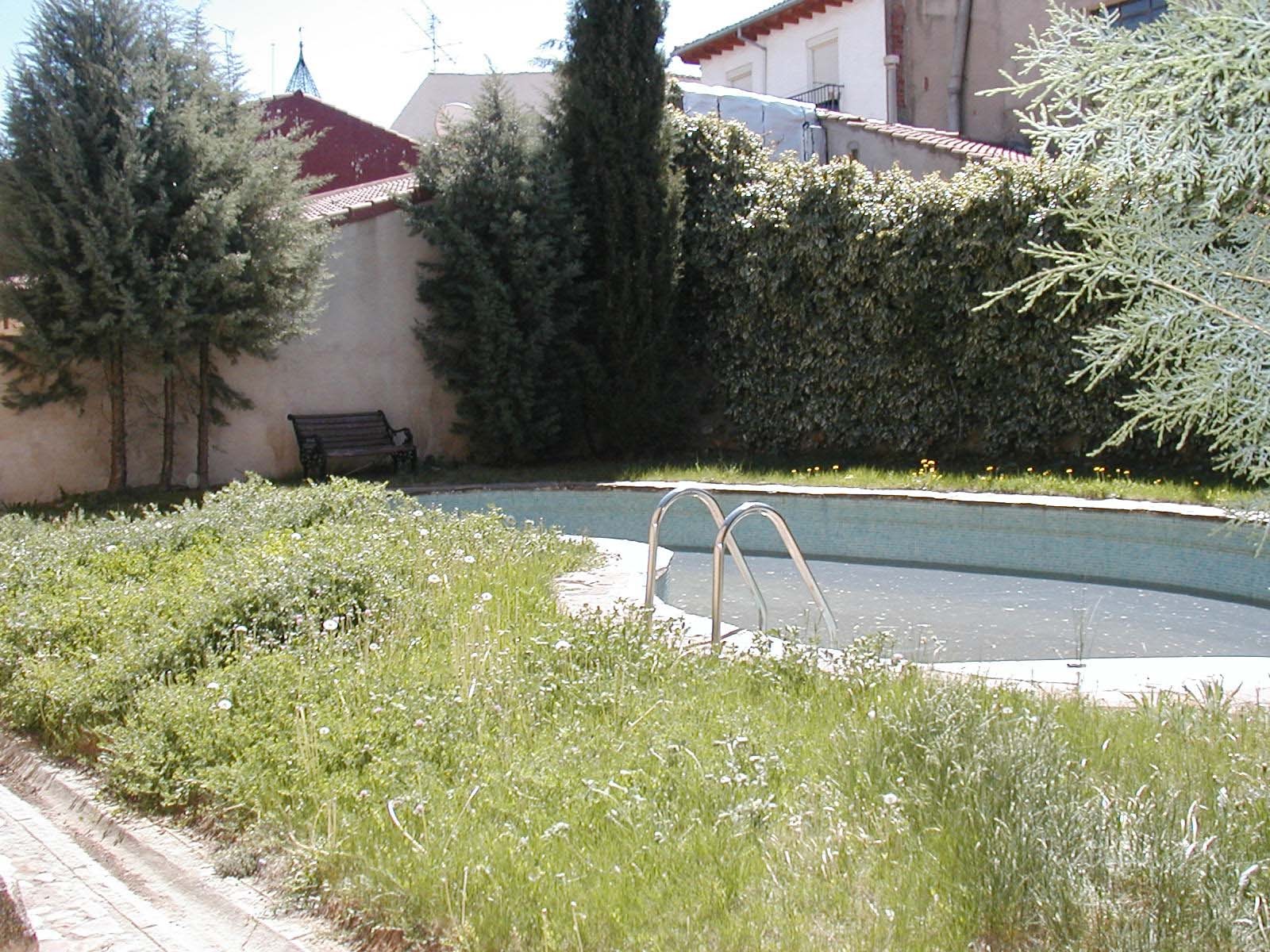 JARDIN/PISCINA