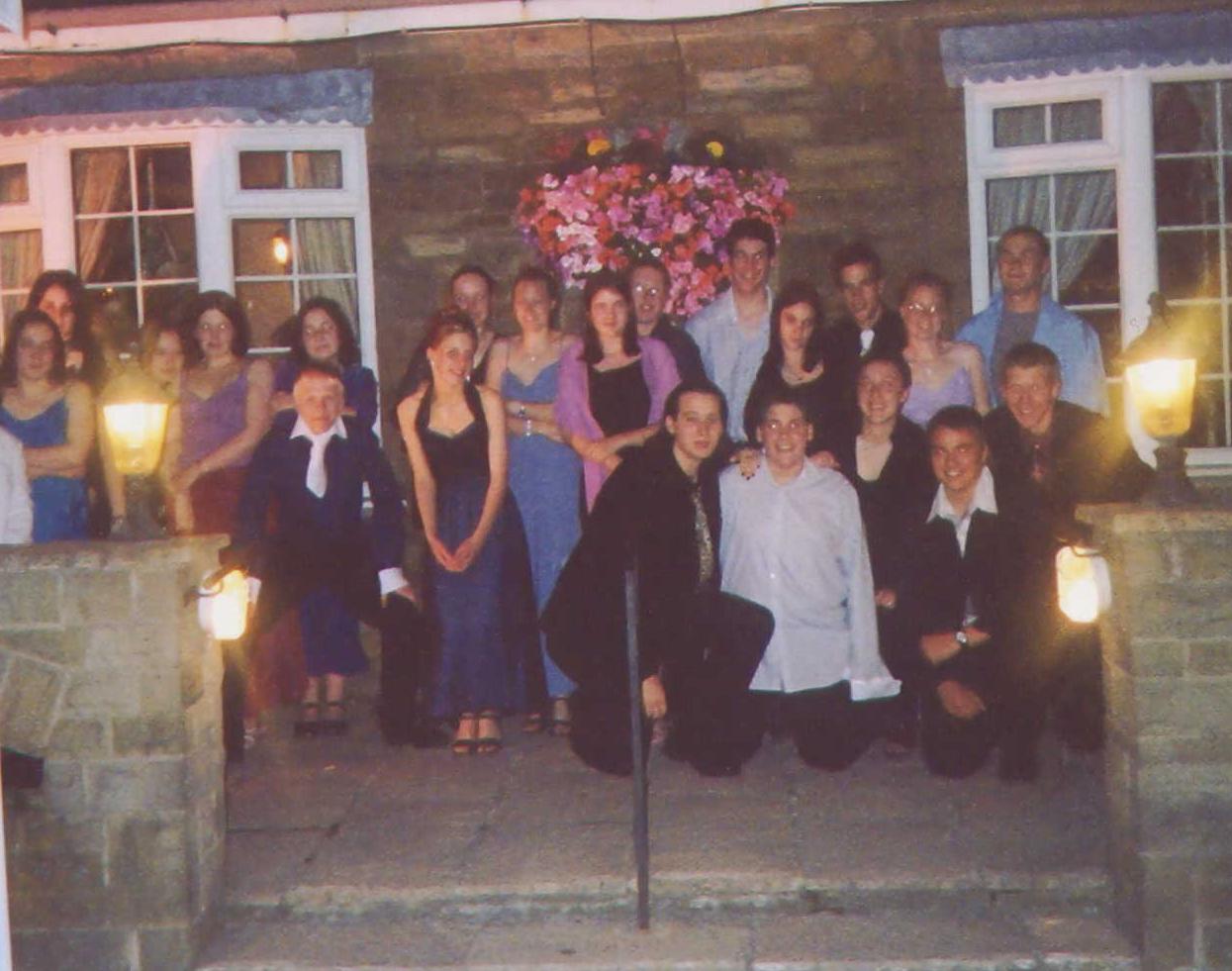 Outside the prom...it was freeeeezing!!!!!!!