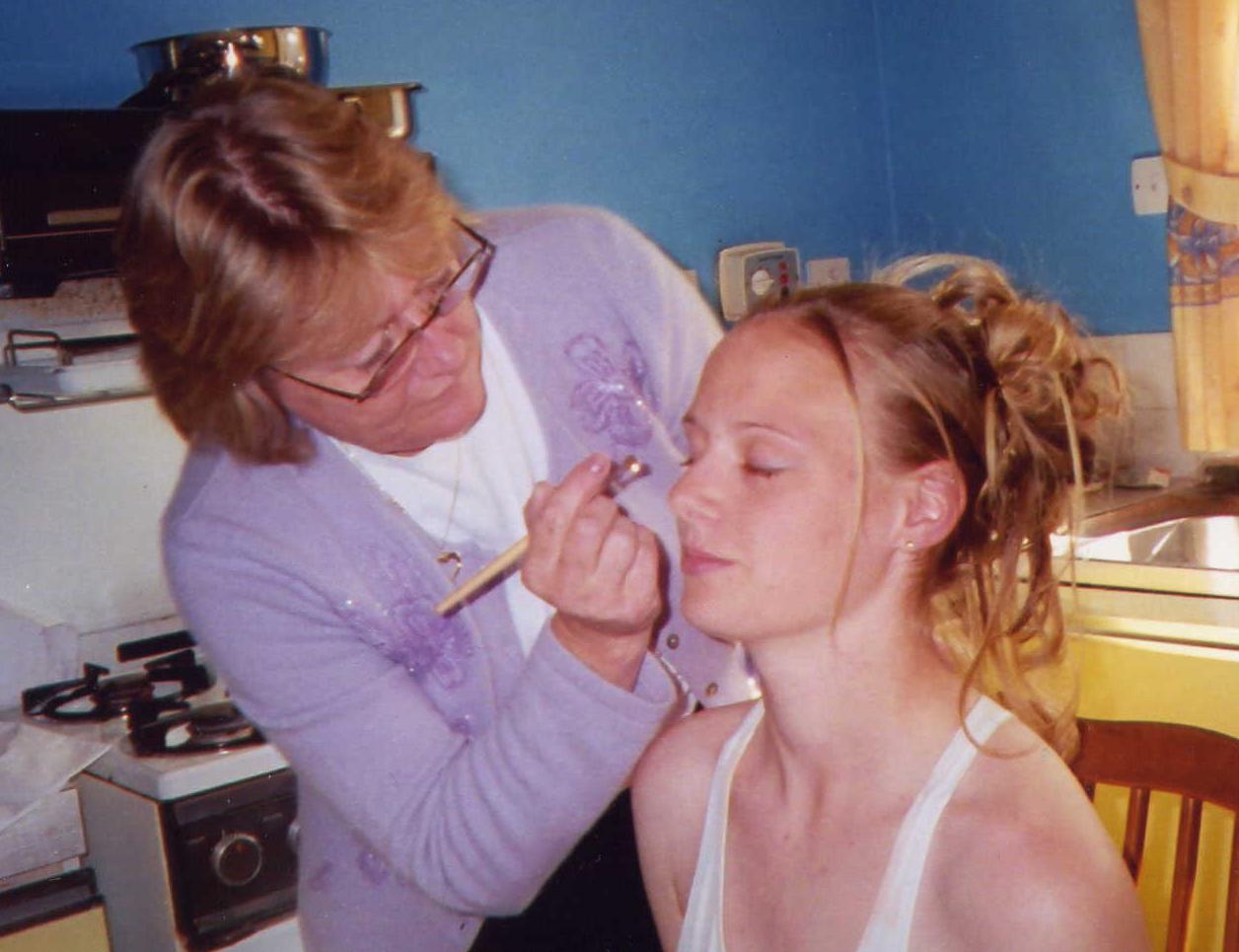 Claires mum doing claires make up....hehe