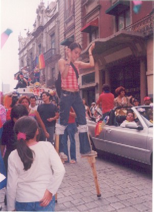 MARCHA L�SBICA GAY 2003,EN M�XICO D.F.