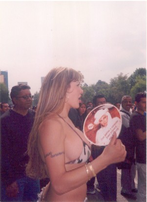 MARCHA L�SBICA GAY 2003,EN M�XICO D.F.