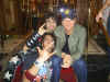 with_friends_03.jpg (160205 byte)