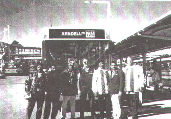 aus2.jpg (32248 bytes)