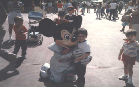 Another pic. Bet the kid beside me is jealous