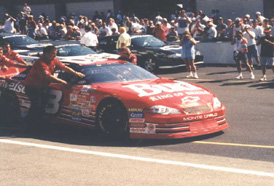 Tony Eury, Jr. and the boys pushing Jr's car to the line