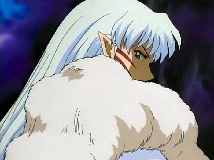 Not much to this pic...just his ear and his fluffy thing...nice view of his ear though.