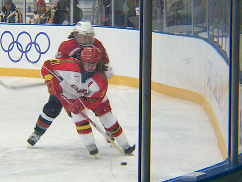 Jing Zhang and Cammi Granato