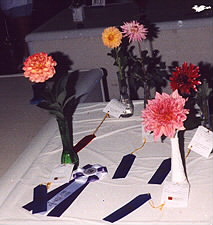 Dahlias.jpg (19482 bytes)