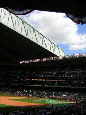 Closing roof