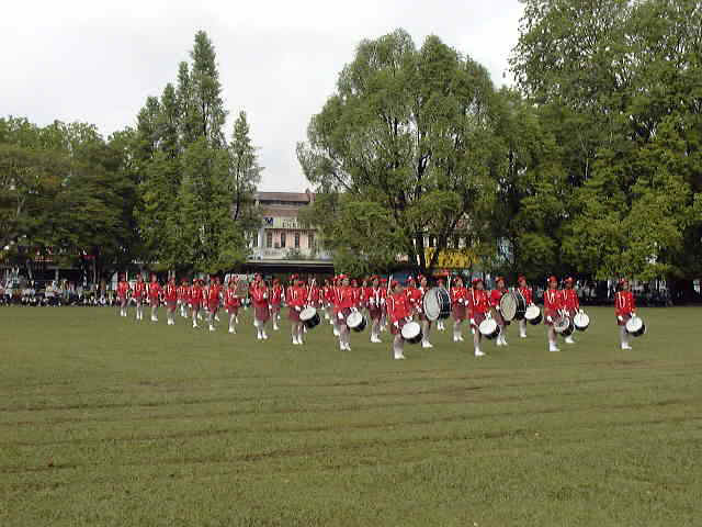 Dscf0050.jpg (46472 bytes)
