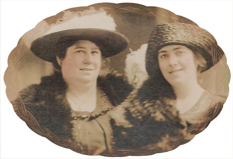 Margaret Mary Bluett with neice Bridget Ahearne 1921
