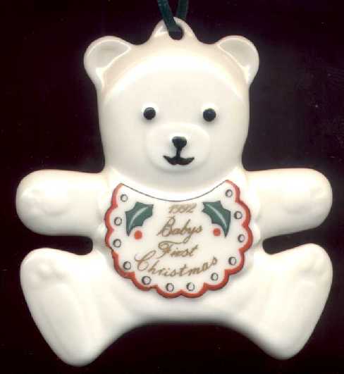 1992babysfirstxmas.jpg (17040 bytes)