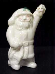 2000treedecoratingsanta.jpg (5075 bytes)