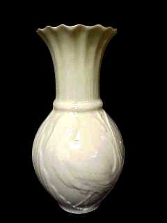 kingfishervase.jpg (4690 bytes)