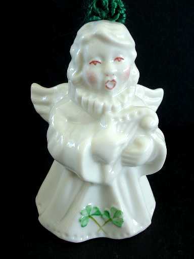 dandh1996angelwithharp.jpg (12428 bytes)