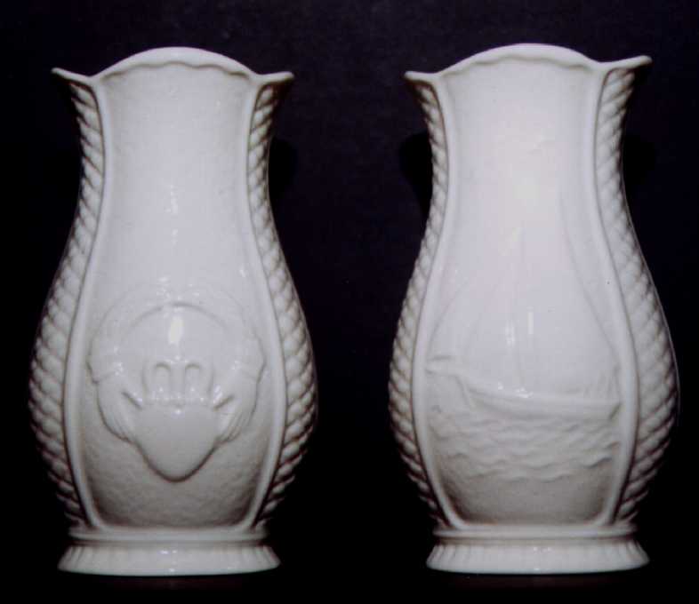 claddaghsailboatvase.jpg (25572 bytes)