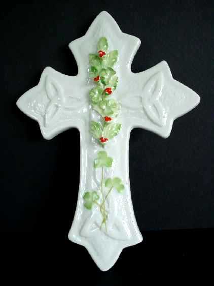 hollyshamrockcross.jpg (13585 bytes)