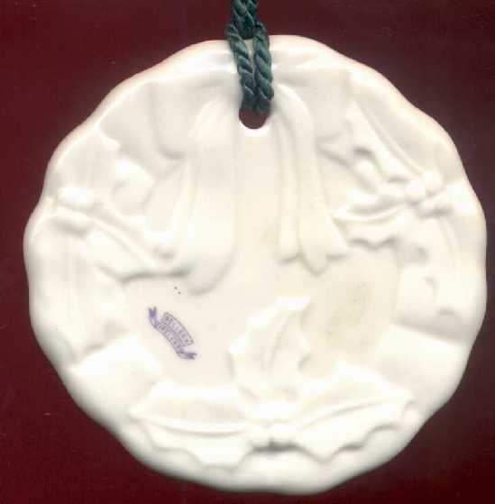 1995firstxmastogetherback.jpg (15358 bytes)
